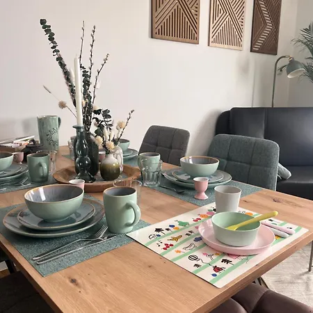 Hinterhaus Am Stadtrand *