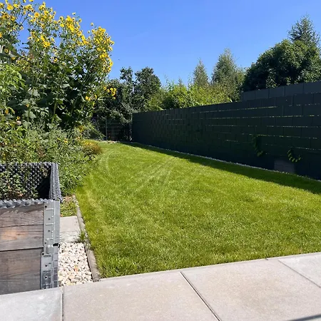 Hinterhaus Am Stadtrand * Chemnitz