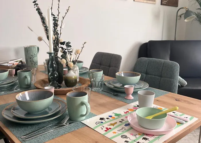 Hinterhaus Am Stadtrand *