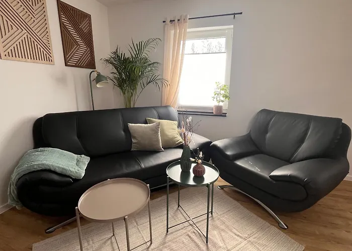 Hinterhaus Am Stadtrand * קמניץ