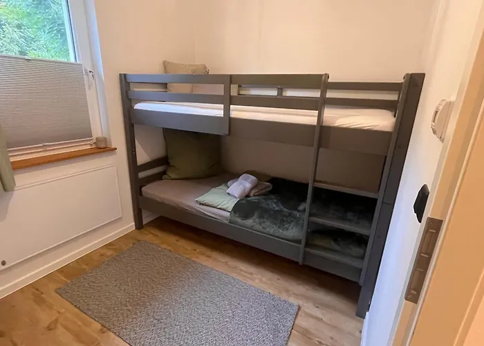 Hinterhaus Am Stadtrand דירה