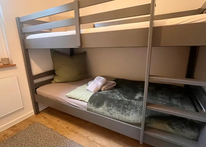 Apartment Hinterhaus Am Stadtrand Chemnitz